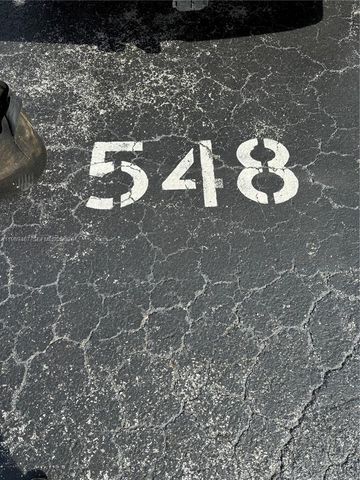 10900 SW 104th St 303, Miami, FL 33176