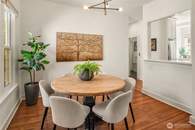 830 NE 59th Street, Seattle, WA 98105