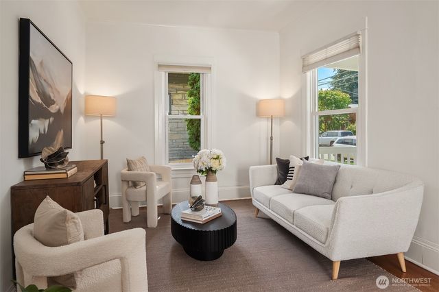 830 NE 59th Street, Seattle, WA 98105