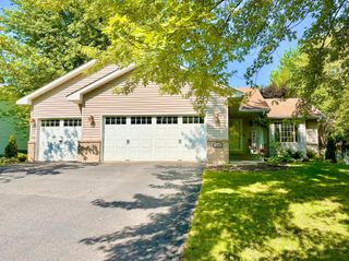 1590 Fountain Lane, Waconia, MN 55387