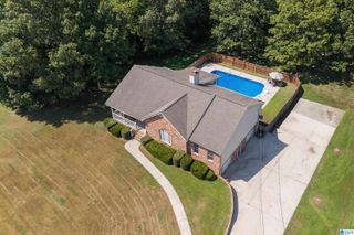6621 RED LEAF LANE, Hueytown, AL 35023