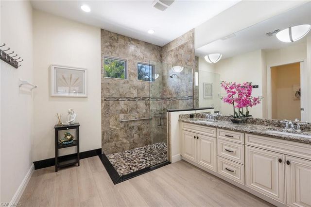 730 95th AVE N, Naples, FL 34108