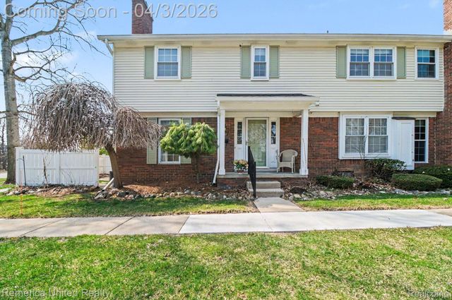 20807 E Glen Haven Circle, Novi, MI 48167