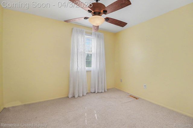 20807 E Glen Haven Circle, Novi, MI 48167