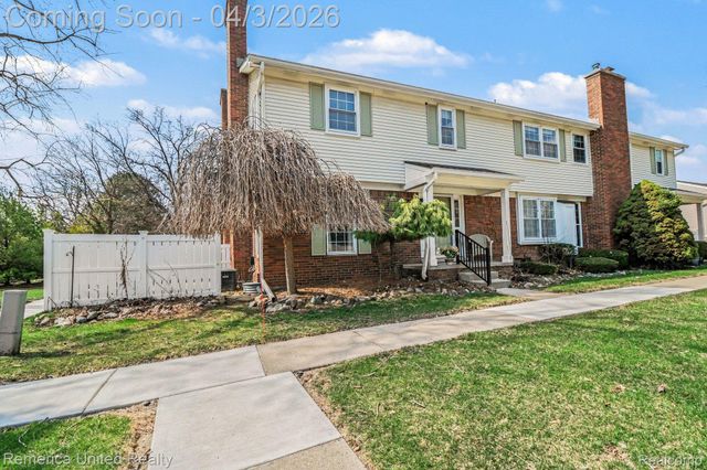 20807 E Glen Haven Circle, Novi, MI 48167