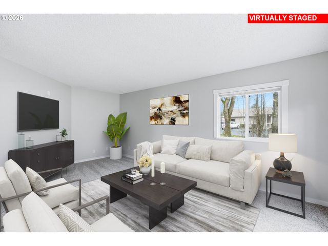 912 Ne HACIENDA Ct, Gresham, OR 97030