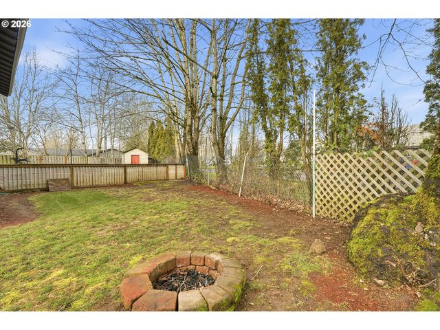 912 Ne HACIENDA Ct, Gresham, OR 97030
