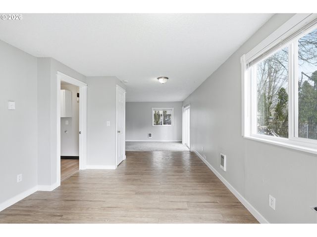 912 Ne HACIENDA Ct, Gresham, OR 97030