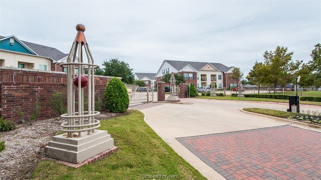 801 Luther Street W 805, College Station, TX 77840