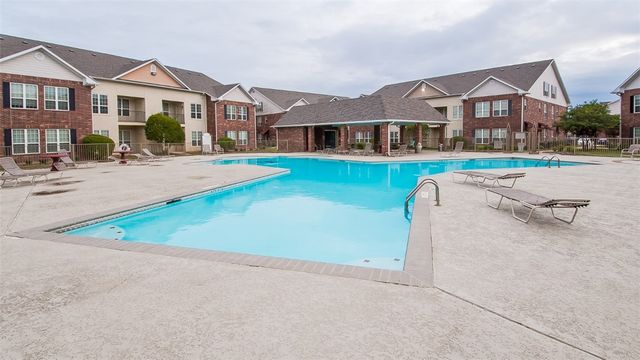 801 Luther Street W 805, College Station, TX 77840