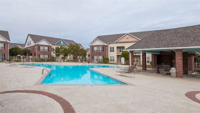 801 Luther Street W 805, College Station, TX 77840