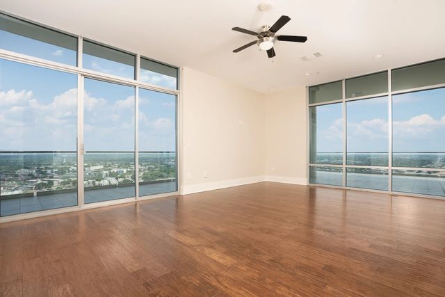 8066 Park Lane 2015, Dallas, TX 75231