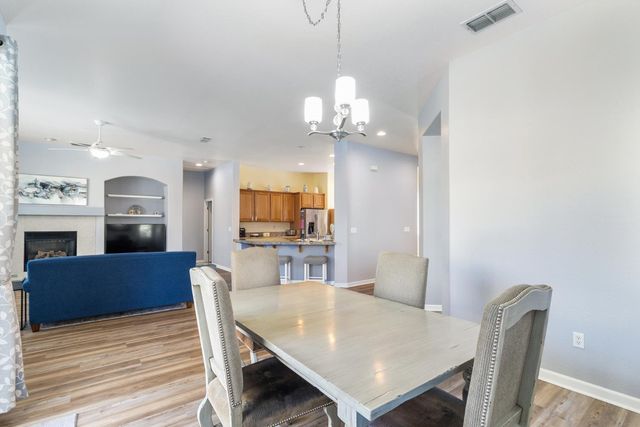 9501 Misty Cove Ln, Elk Grove, CA 95758