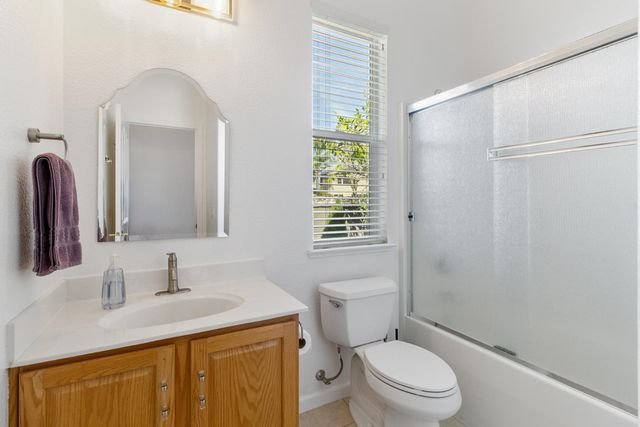 9501 Misty Cove Ln, Elk Grove, CA 95758