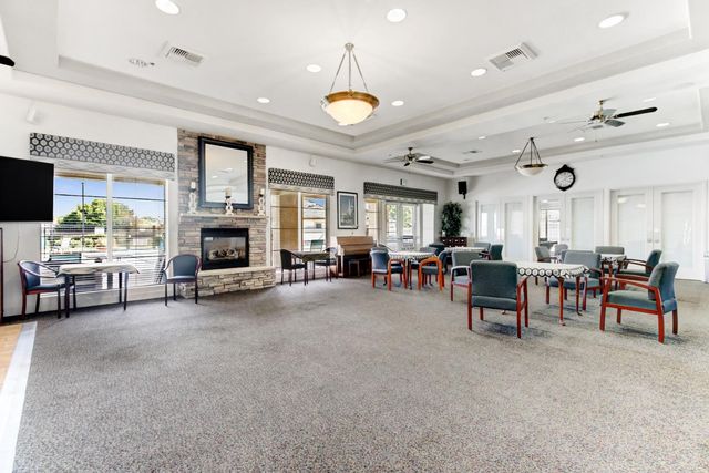 9501 Misty Cove Ln, Elk Grove, CA 95758