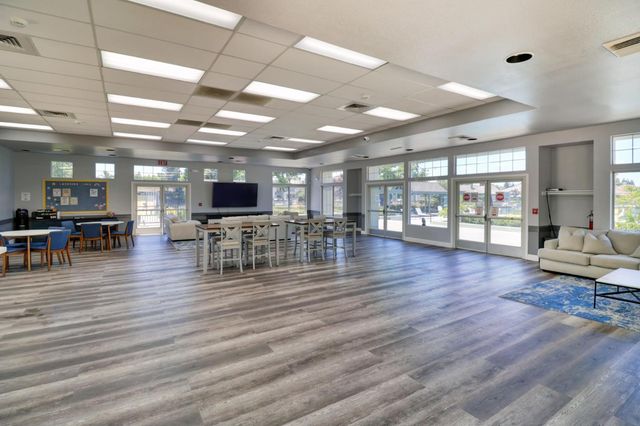 9501 Misty Cove Ln, Elk Grove, CA 95758