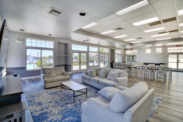 9501 Misty Cove Ln, Elk Grove, CA 95758