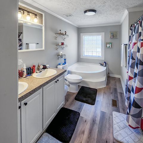 1105 Peacock Street, Manning, SC 29102