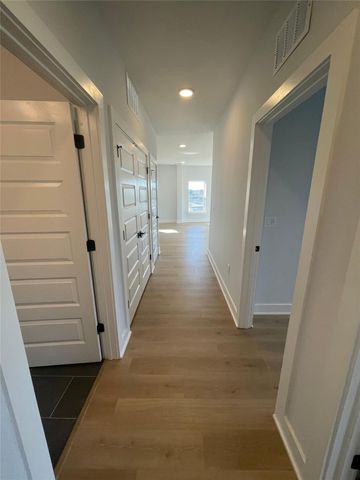 2500 W Longview ST 400, Austin, TX 78705