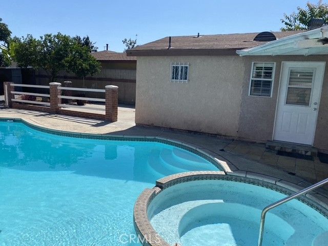 4100 Clara Street, Cudahy, CA 90201