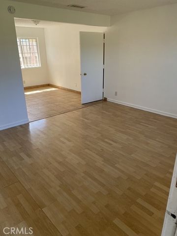 4100 Clara Street, Cudahy, CA 90201