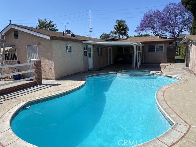 4100 Clara Street, Cudahy, CA 90201