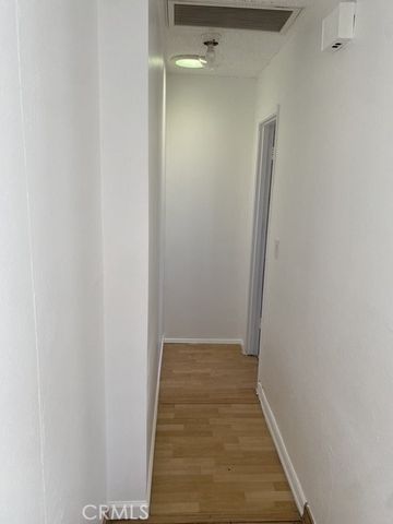 4100 Clara Street, Cudahy, CA 90201