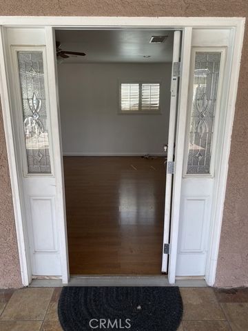 4100 Clara Street, Cudahy, CA 90201