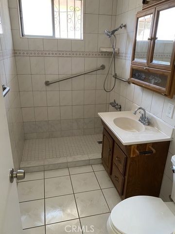 4100 Clara Street, Cudahy, CA 90201