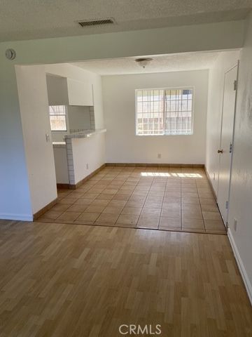 4100 Clara Street, Cudahy, CA 90201