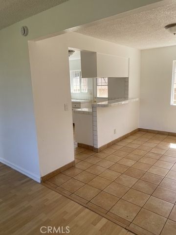 4100 Clara Street, Cudahy, CA 90201