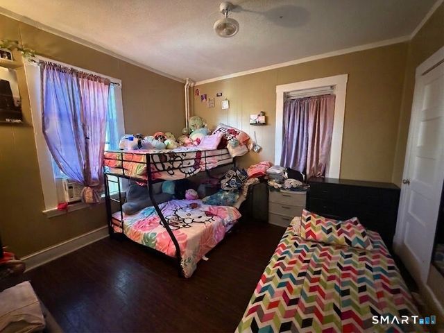 94-96 Hillside Avenue, Hartford, CT 06106