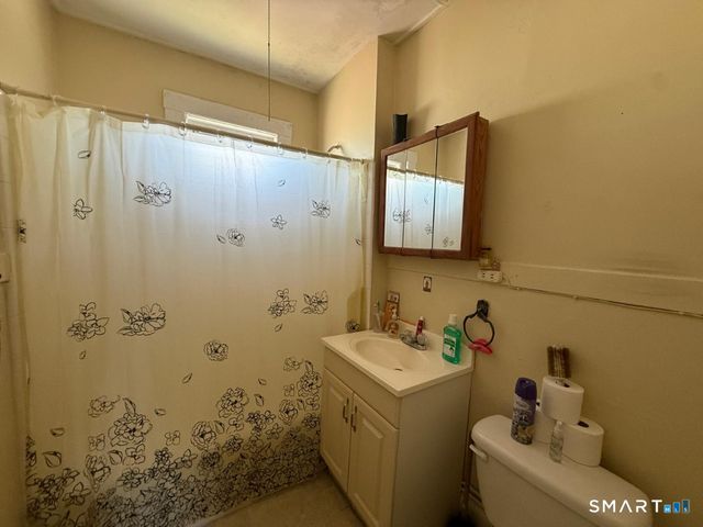 94-96 Hillside Avenue, Hartford, CT 06106