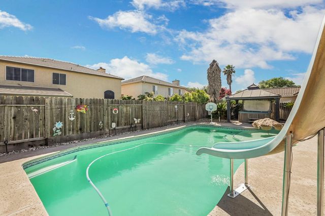 2708 Winged Foot Way, Modesto, CA 95355