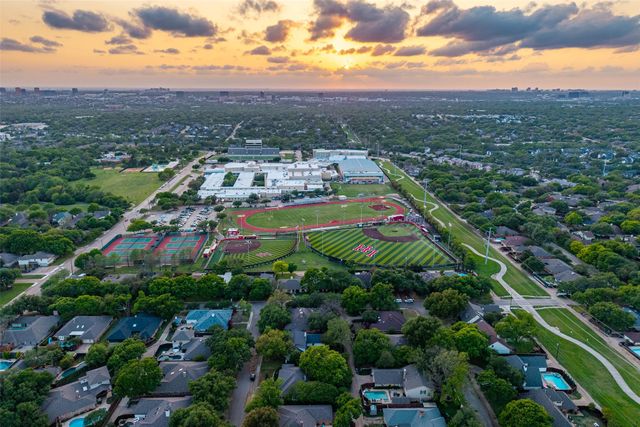 9401 Shady Valley Drive, Dallas, TX 75238