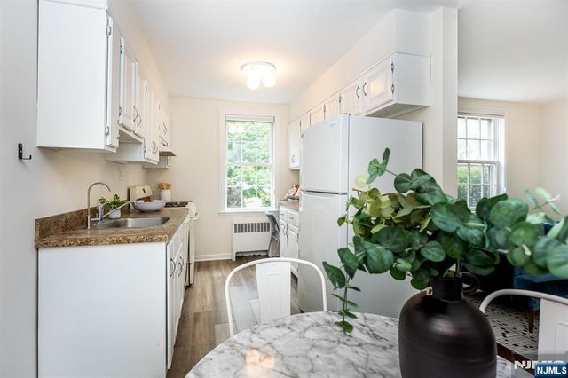 101 Gates Avenue B4, Montclair, NJ 07042