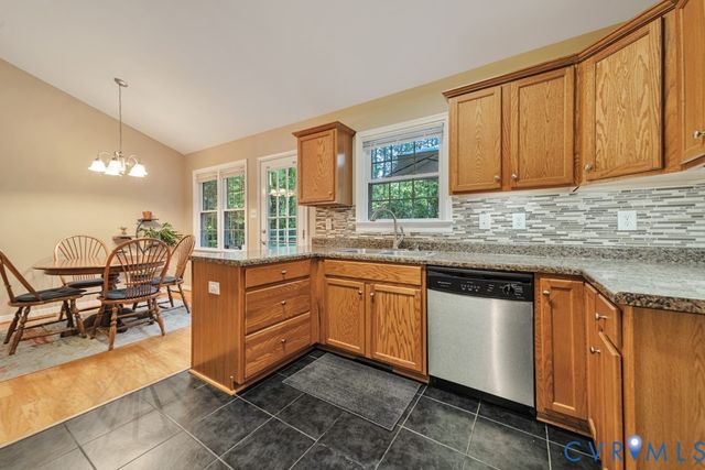 4811 Monaco Dr, Sandston, VA 23150