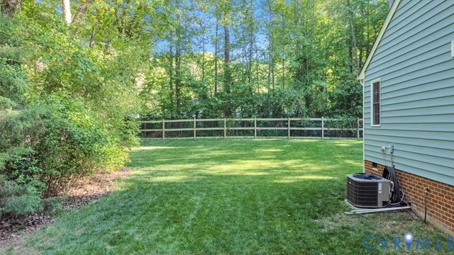 4811 Monaco Dr, Sandston, VA 23150