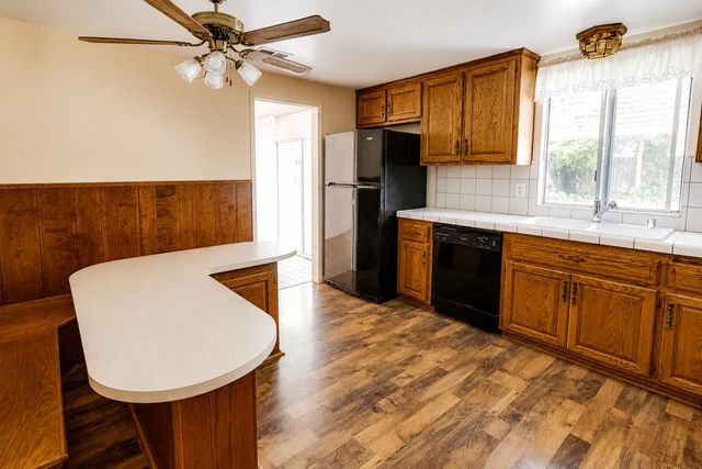 2278 La Grama Dr, Rancho Cordova, CA 95670
