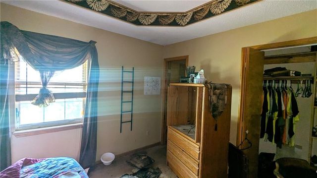119 S Pelham Path, Raymore, MO 64083