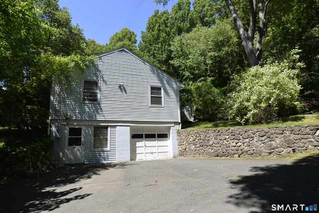 39 Taylor Road, Bethel, CT 06801
