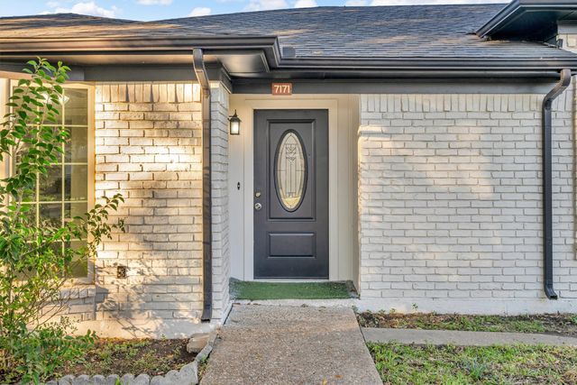7171 Elliott Drive, Dallas, TX 75227