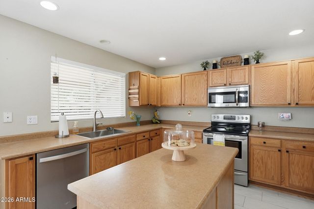 13631 W ROVEY Avenue, Litchfield Park, AZ 85340