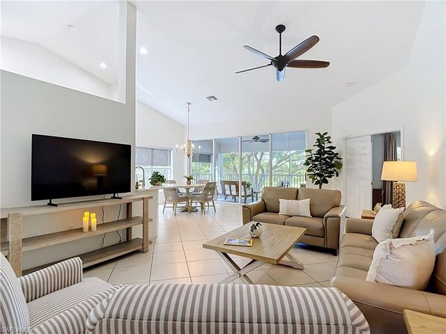 5600 Northboro DR 201, Naples, FL 34110