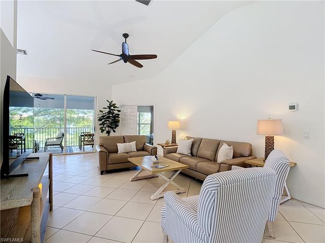 5600 Northboro DR 201, Naples, FL 34110