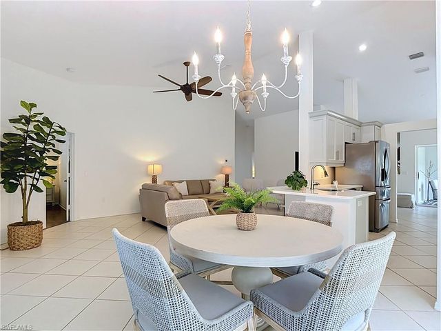5600 Northboro DR 201, Naples, FL 34110