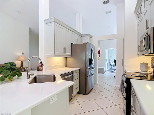 5600 Northboro DR 201, Naples, FL 34110