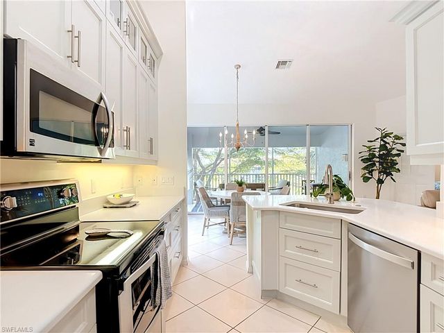 5600 Northboro DR 201, Naples, FL 34110