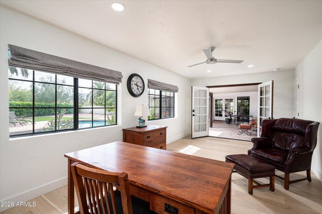 5857 E ONYX Avenue, Paradise Valley, AZ 85253