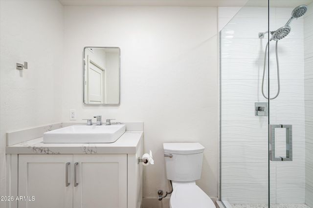 5857 E ONYX Avenue, Paradise Valley, AZ 85253